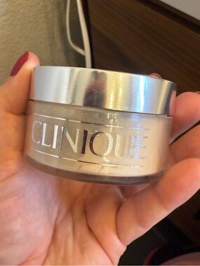 Clinique Blended Face Powder 20 invisible blend